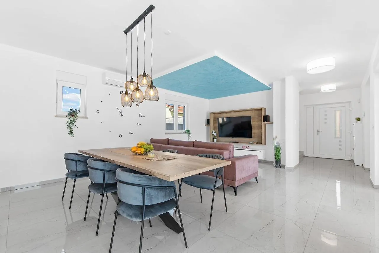 Villa Mit Privatpool, Ping-Pong, Bbq Štokovci