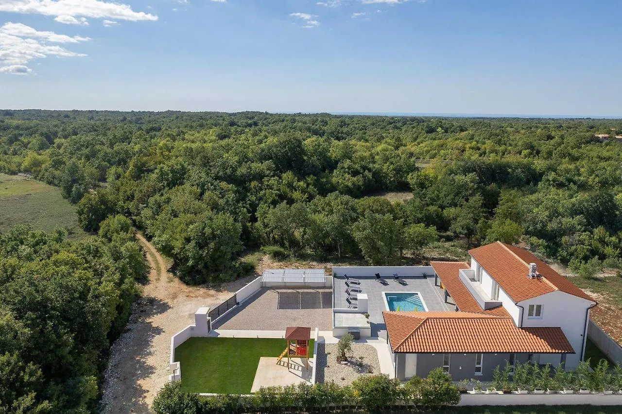 Vakantiehuis Villa Mit Privatpool, Ping-Pong, Bbq Štokovci